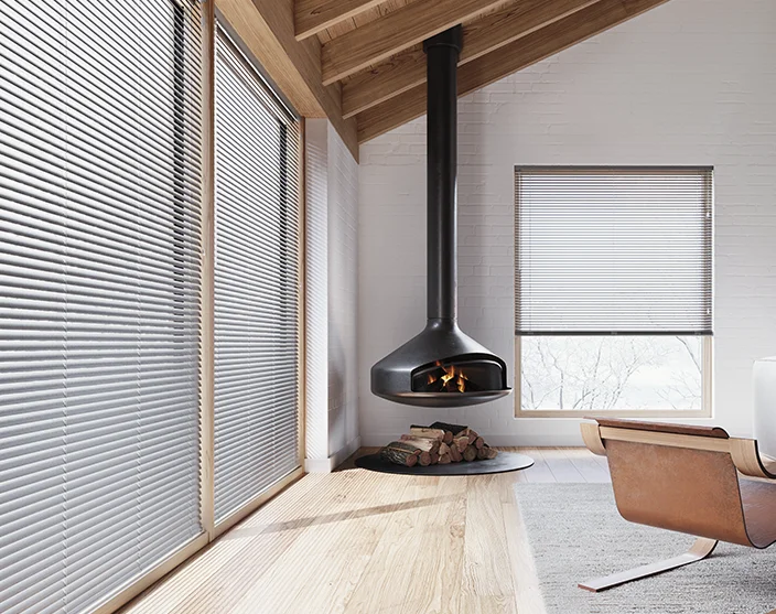 Venetian window blinds